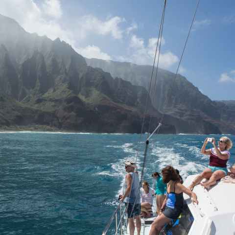 Niihau Snorkeling Tours